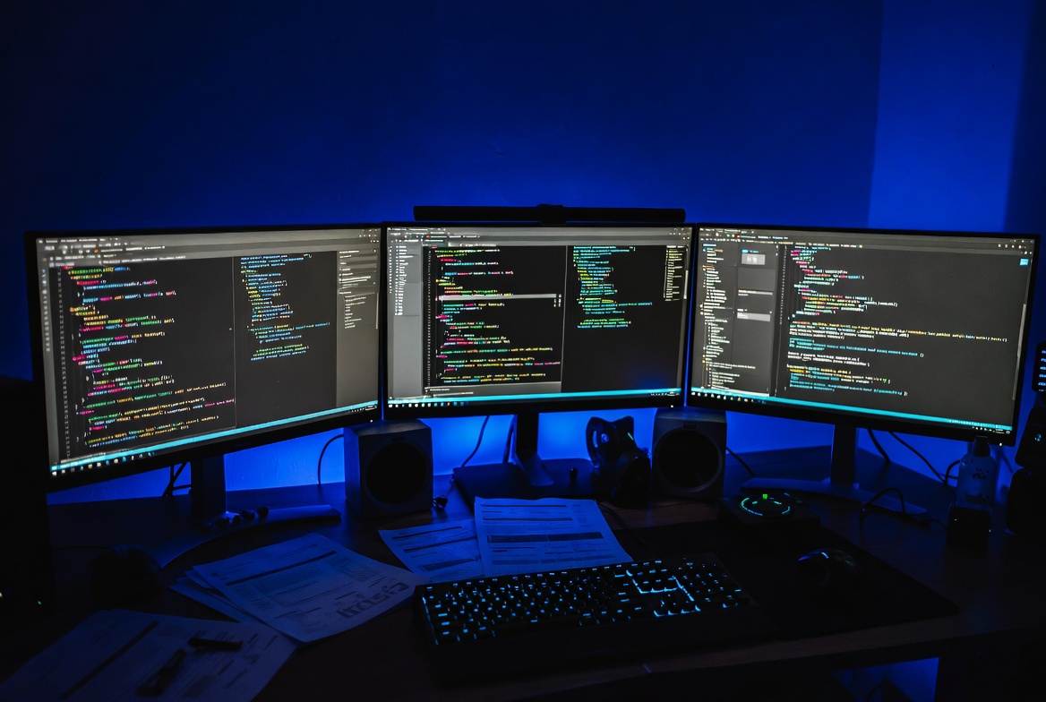 Ataki na małe firmy – jak wygląda realny scenariusz włamania?